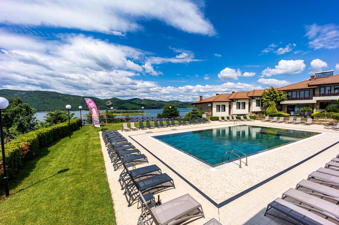 Rocca Resort Главатарци Экстерьер фото